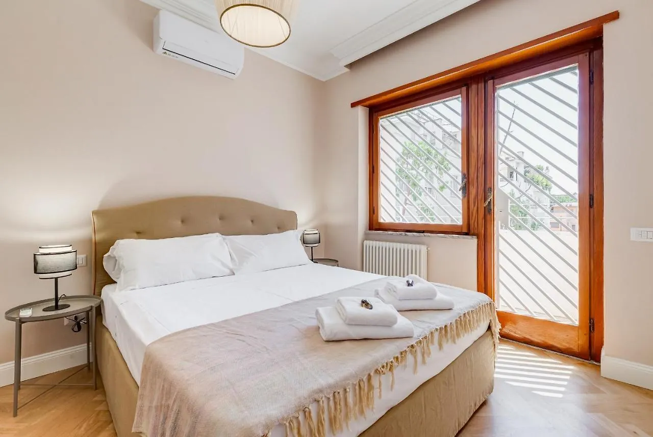 Bmga L Chic And Charm 3Bdr Apt In Coppede District Apartment Rome