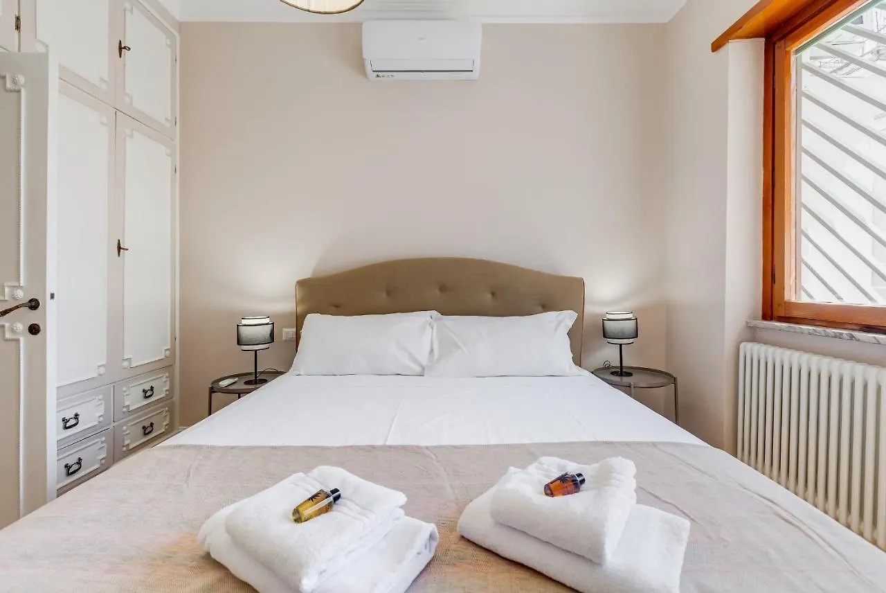 Bmga L Chic And Charm 3Bdr Apt In Coppede District Apartment Rome 0*,  Italy