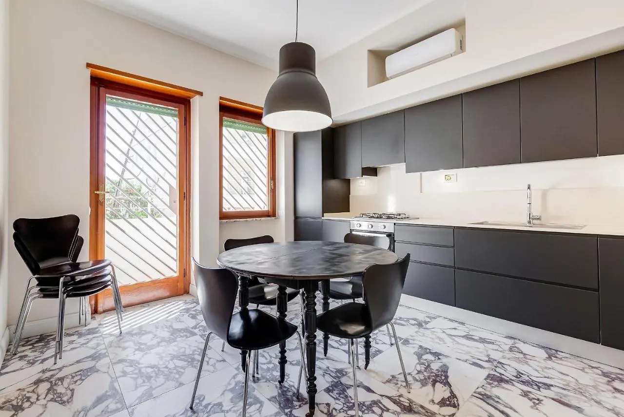 Bmga L Chic And Charm 3Bdr Apt In Coppede District Apartment Rome